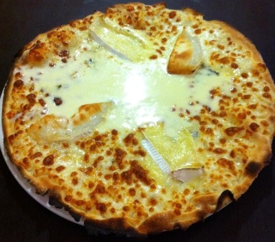 PIZZA AU 4 FROMAGES